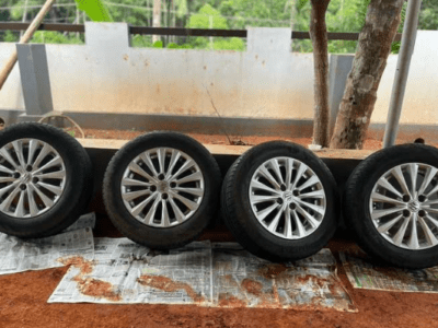 Ciaz Alloy Wheels with Tyres Second hand