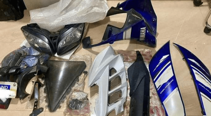 Yamaha R15 Spare parts