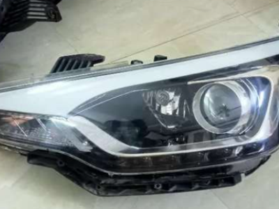 Hyundai Elite i20 Headlight Second hand