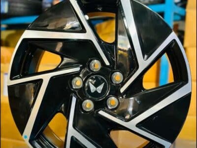 Mahindra XUV 3XO AX7 Alloy Wheels