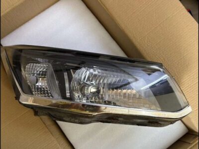 XUV 300 W8 Headlights