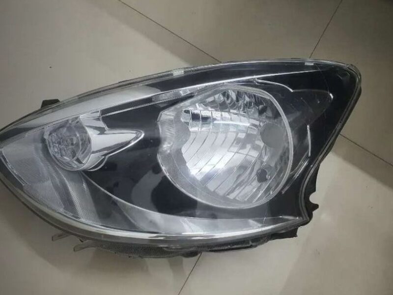 Micra Headlight