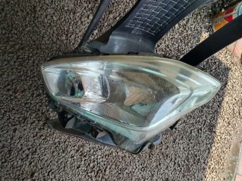 Swift Headlight Right Side