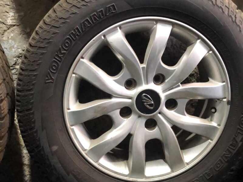 XUV 500 Alloy Wheels