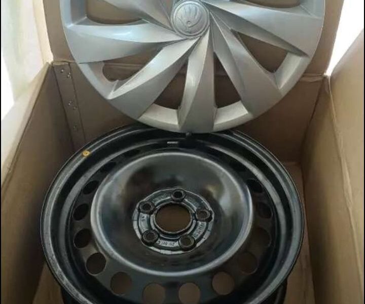 Slavia Rims & Covers