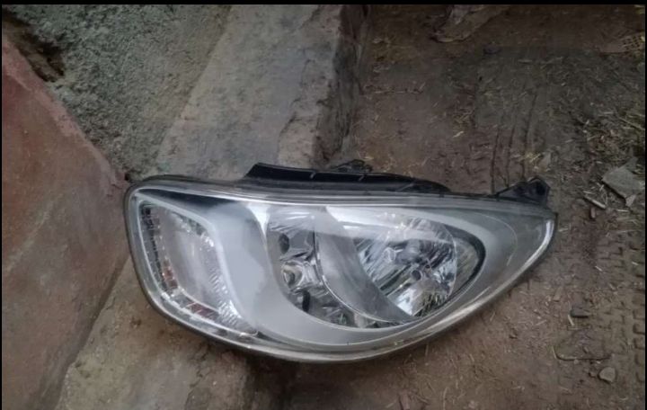 Hyundai i10 Headlights
