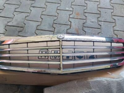 Mercedes Front Grill