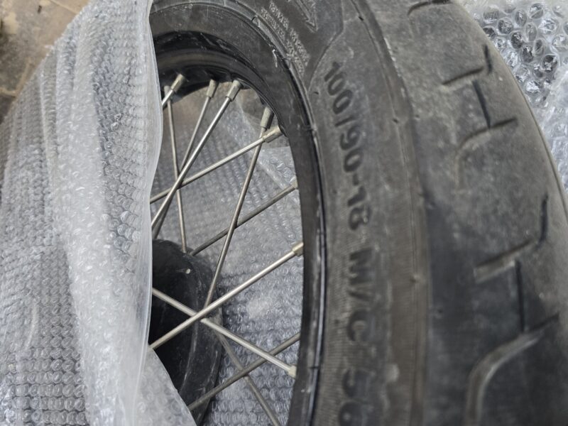 Interceptor 650 stock rims