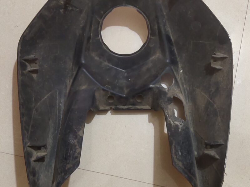 Duke 200 tank panel