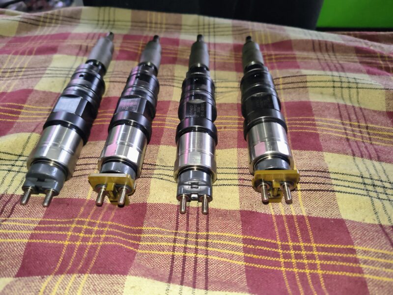 Denso bs 6 3150 injector 2nd hand ashok leyland machine garunteed