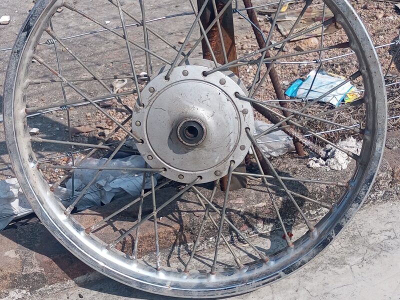 Bajaj CT100 bike rim