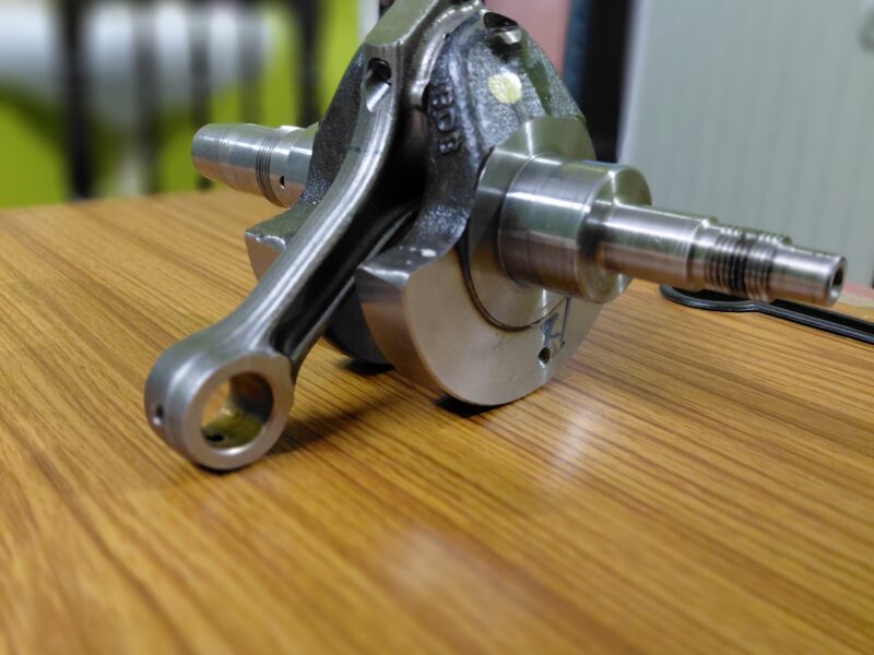 Crankshaft for bajaj dominar/ Ns400z/ ktm 390 part no. JP531025, JF531020