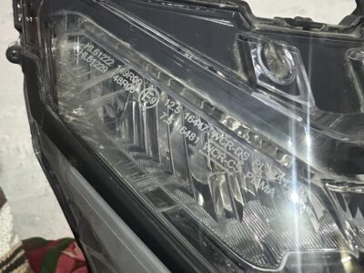 Headlight Ns160 dualABS channel ( ons side minor scratch on headlight)
