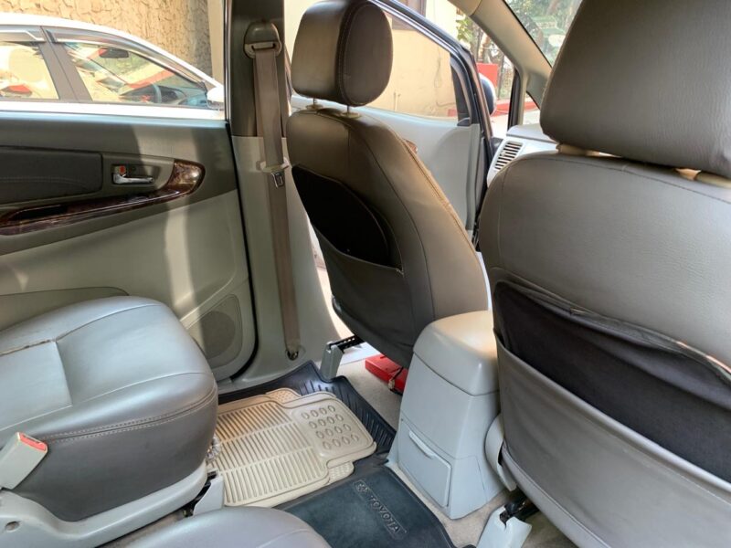 Selling original parts for 2011 Innova - MINT condition