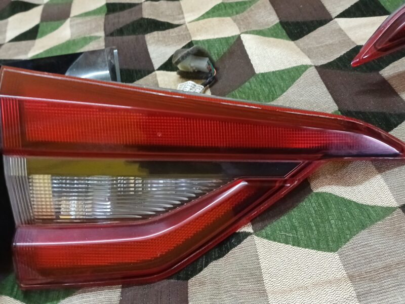 Nissan Magnite Tail Lights with blubs both left and right