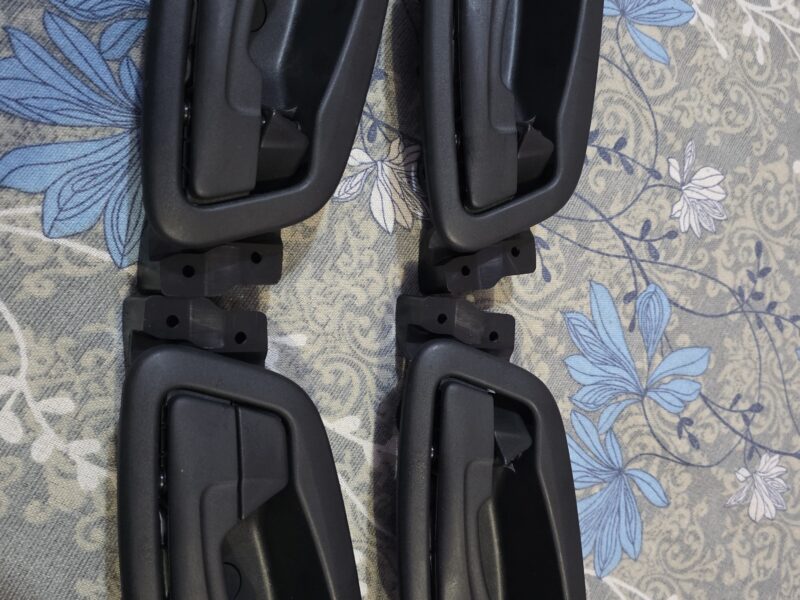 XUV 3XO Door handle set and door trim set (All 4 New and genuine)