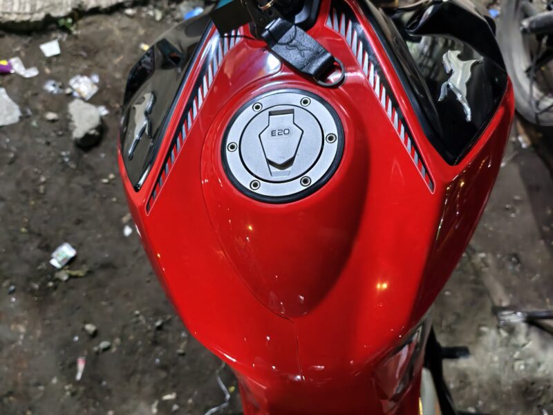 Original tvs apache rtr 310 outer panel body