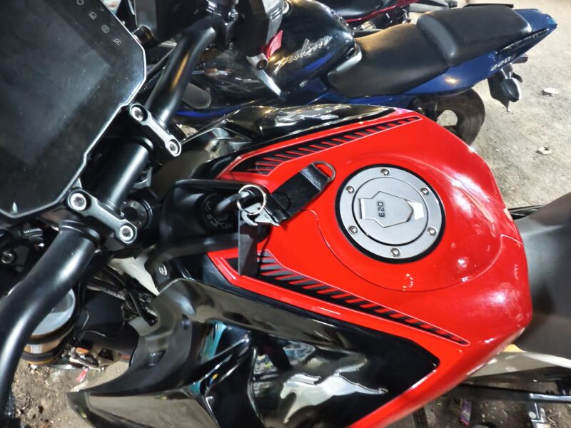 Original tvs apache rtr 310 outer panel body