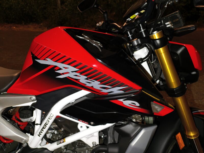 Original tvs apache rtr 310 outer panel body