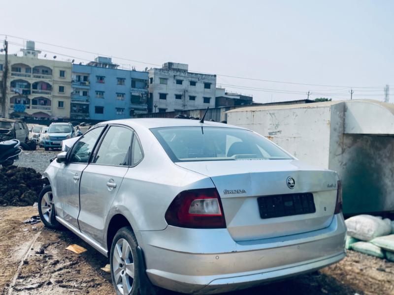 Skoda rapid all parts available