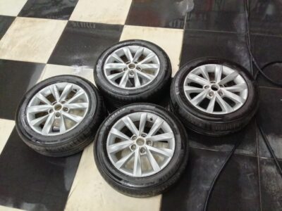 Skoda Octavia 16 inch L & K alloy wheels