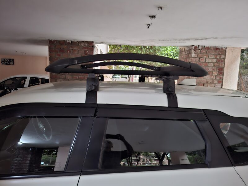 Car luggage carrier