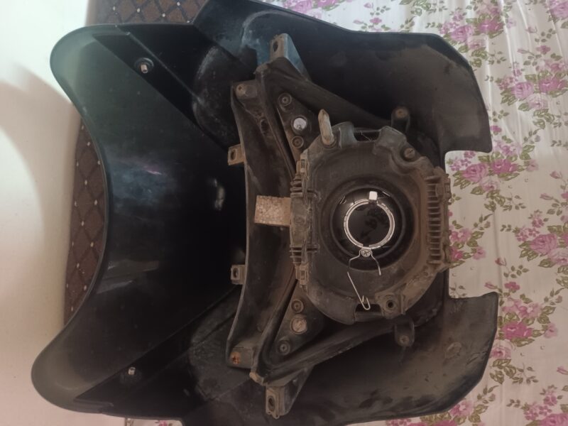 Bajaj pulsar 150 Orignal Headlight full set...just have to insert the bulb, Orignal fairing kit and Orignal Handlebar.. all in good condition, minor scratches