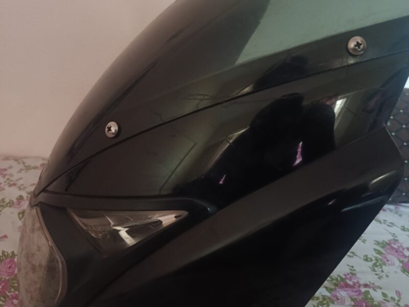 Bajaj pulsar 150 Orignal Headlight full set...just have to insert the bulb, Orignal fairing kit and Orignal Handlebar.. all in good condition, minor scratches