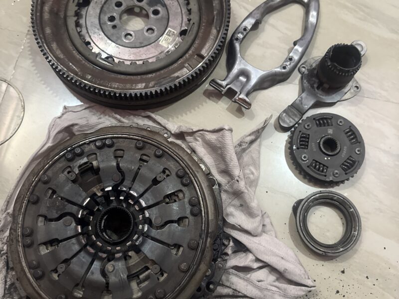 LUK Clutch kit and Flywheel for Volkswagen Vento 1.5 TDI AT