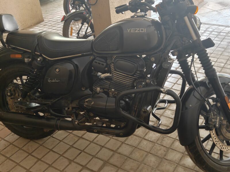VIP number Yezdi Roadster for sale for Pro riders
