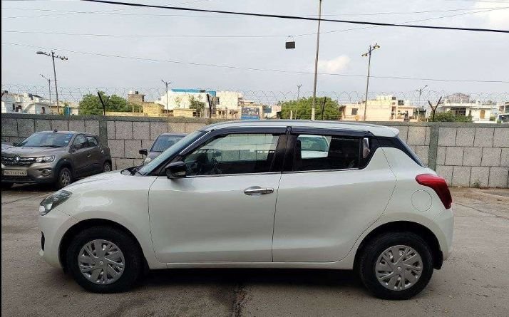 Maruti Suzuki Swift VXi