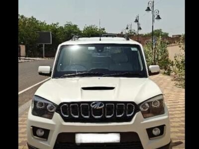 Mahindra Scorpio Classic S11