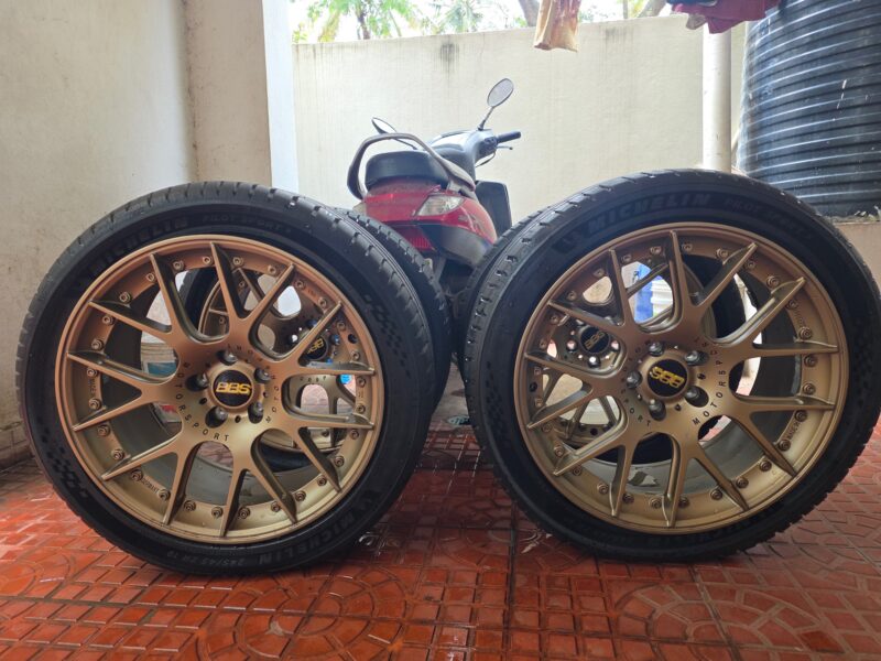 19” BBS BRONZE ALLOY WITH MICHELIN PS5 TYRES