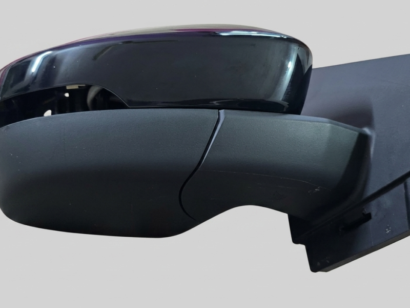 Nexon EV 2020 model right side rear view mirror assembly.No mirror and NO side turn indicators included.In brand new condition