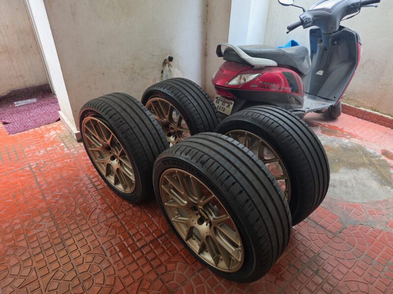 19” BBS BRONZE ALLOY WITH MICHELIN PS5 TYRES