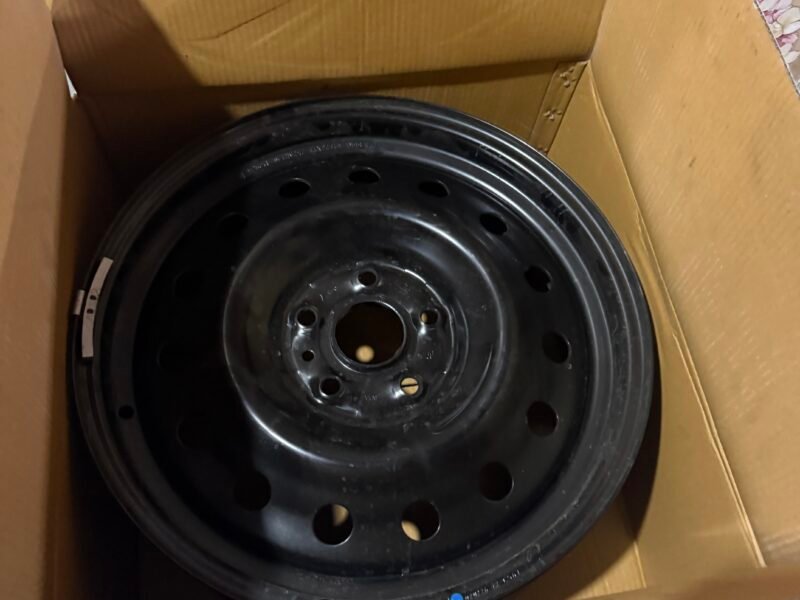 Victoris VXI new wheel with cover