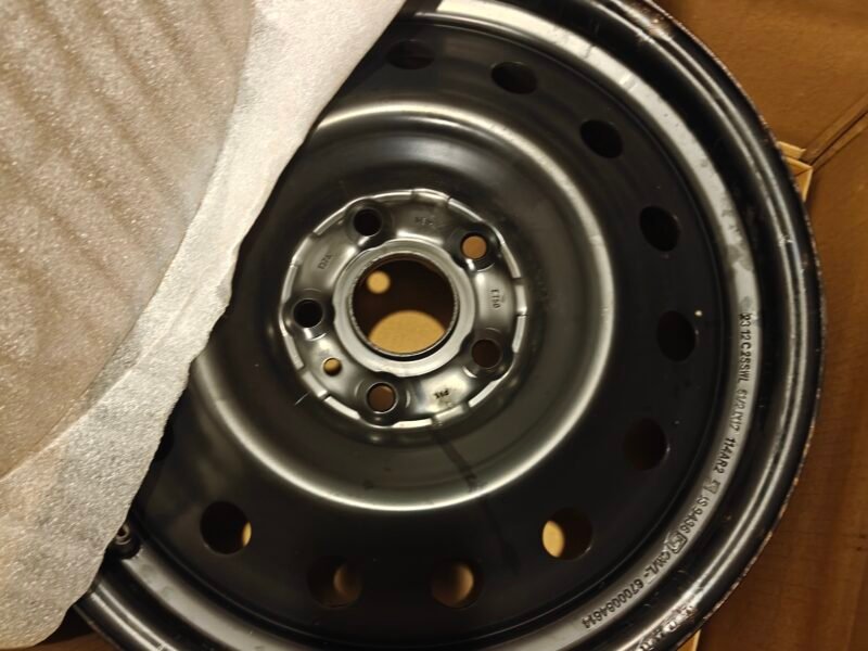 Maruti Suzuki Grand Vitara Original OEM Steel Wheel Rim