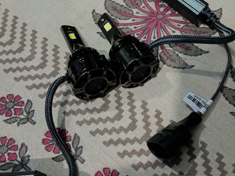 Headlight bulb