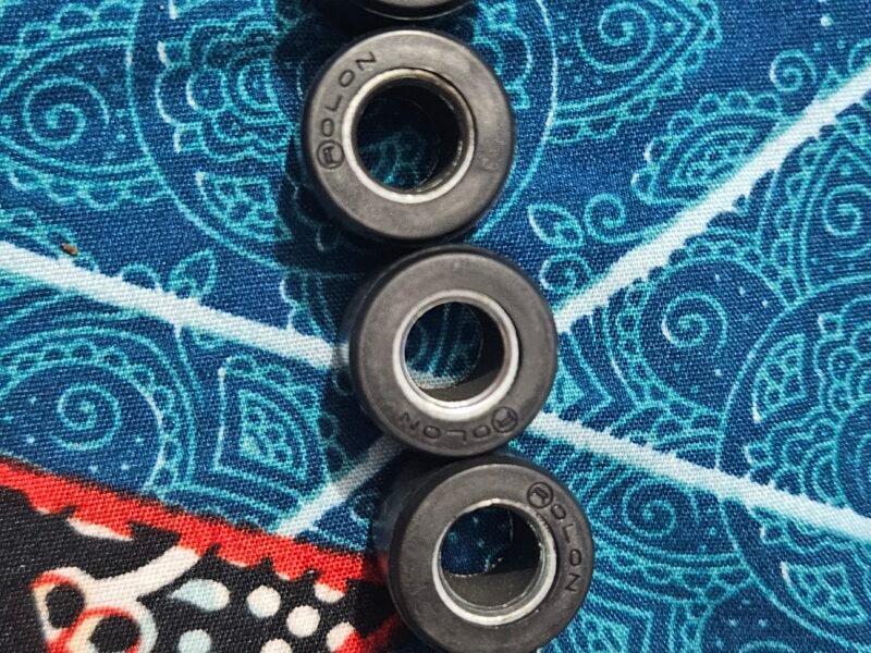 Clutch rollers