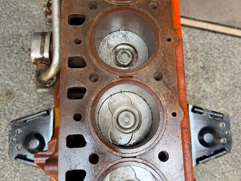 Mahindra 2.5 CRDe half engine (short block