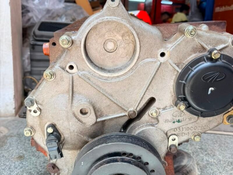 Mahindra 2.5 CRDe half engine (short block
