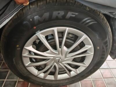 17" new showroom rims of 7xo with orignal new wheel caps all new