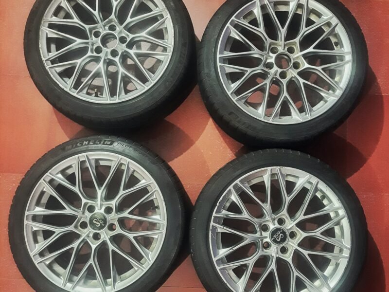 Allow Wheel, Thayer's , Headlights, Spoilar, Music System