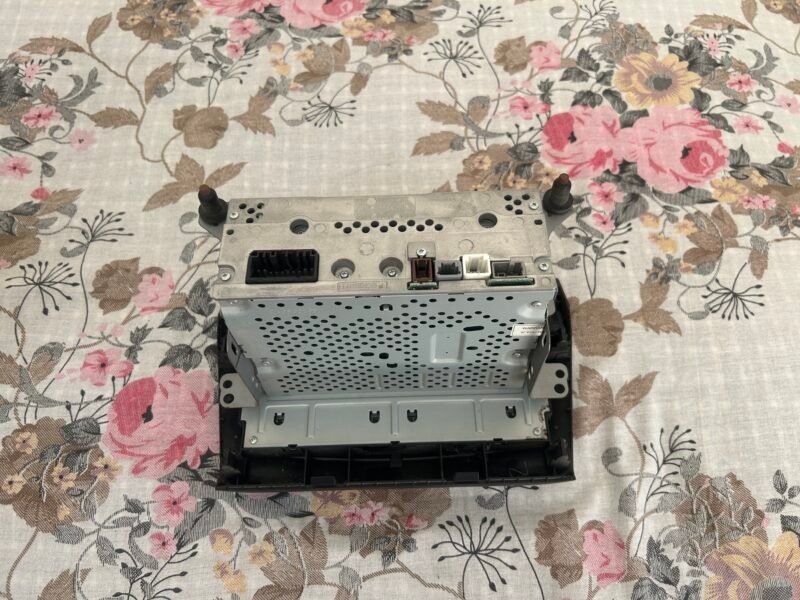 Maruti Suzuki Genuine OEM Bluetooth Car Stereo / CD Player Head Unit