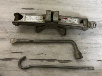 Swift car original jack kit